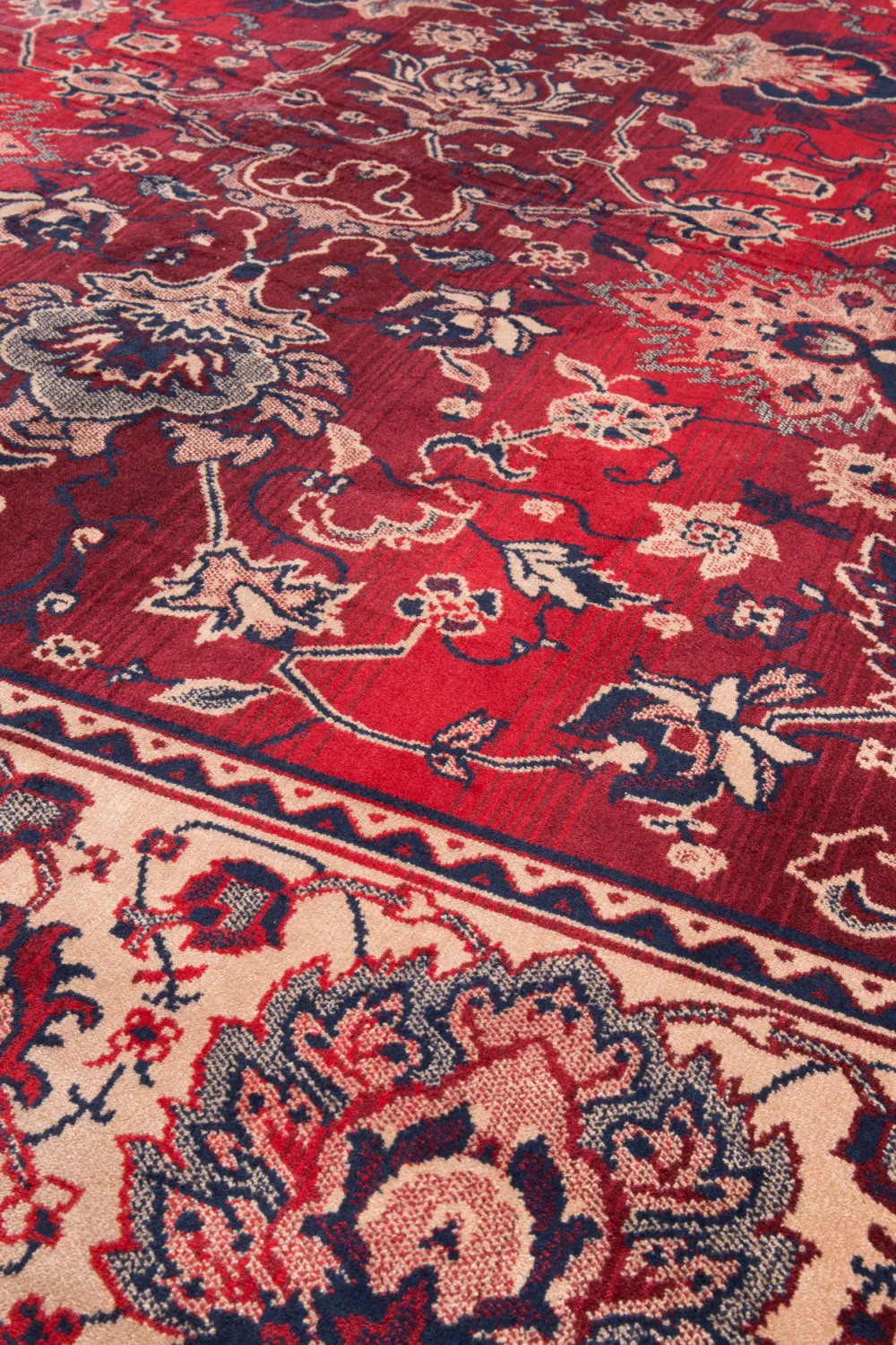 Old Red Area Rug 6'5" x 10' | Dutchbone Bid