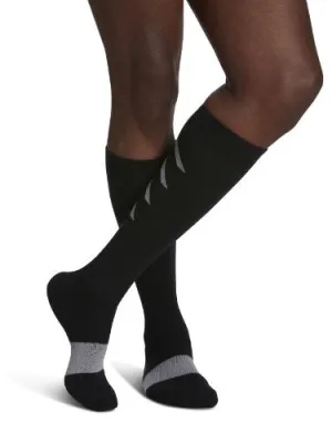 Sigvaris 401C Athletic Recovery, 15-20 mmHg, Knee High, Closed Toe