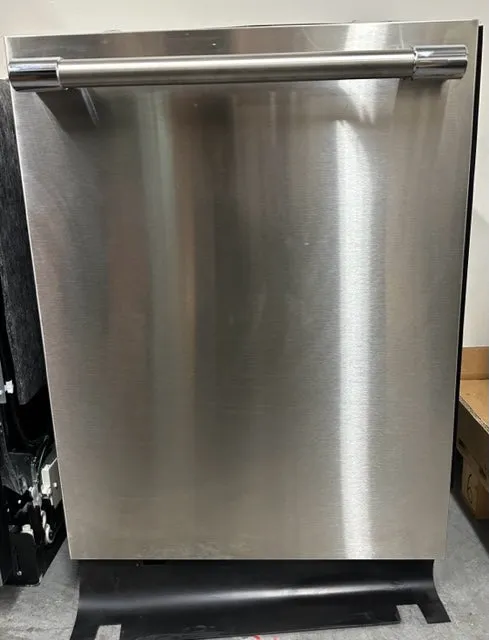 Thermador Sapphire Series DWHD760CFP 24 Inch Fully Integrated Built-In Smart Dishwasher with 16 Place Setting Capacity, 7 Wash Cycles, 44 dBA, and ENERGY STAR®: Stainless Steel, Pro Handle